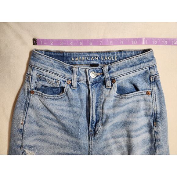 Sz000 American Eagle Mom Jean Straight Leg Distressed Light Wash Womens Size 000 - Picture 10 of 14